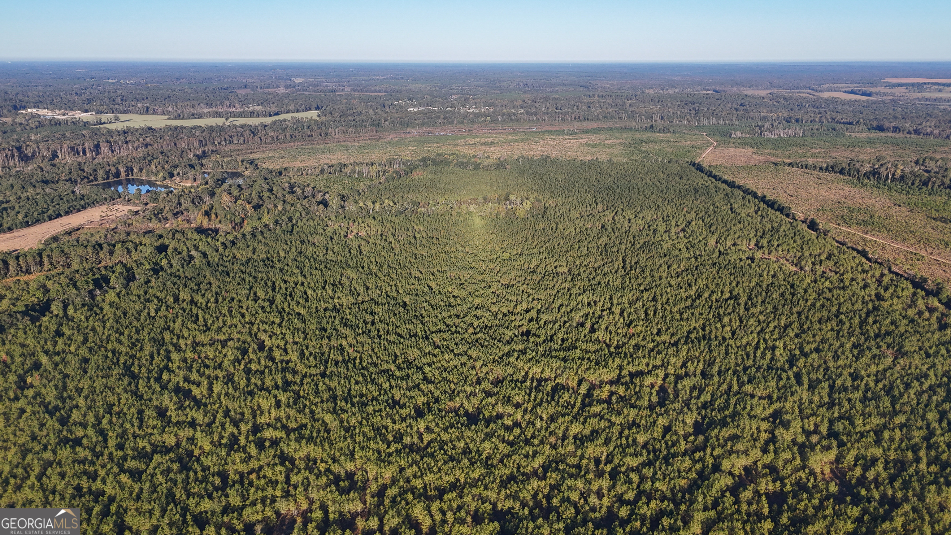 0 Buckeye Road East Dublin, GA 31027 - Photo 2 of 14 a view of lake view and mountain view