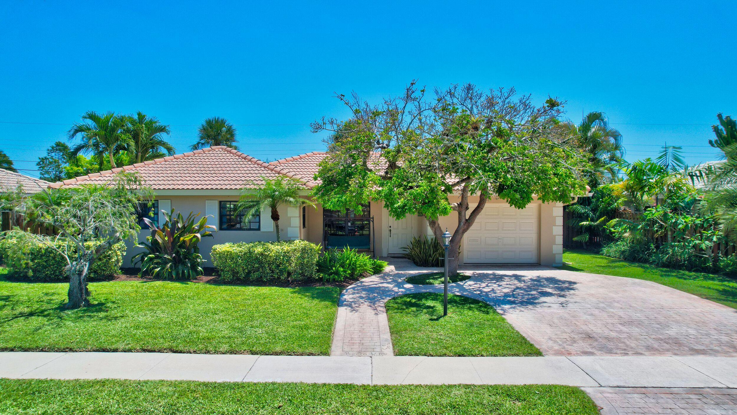 1040 Southwest 3rd Street Boca Raton, FL 33486 - Photo 1 of 38 Frontview
