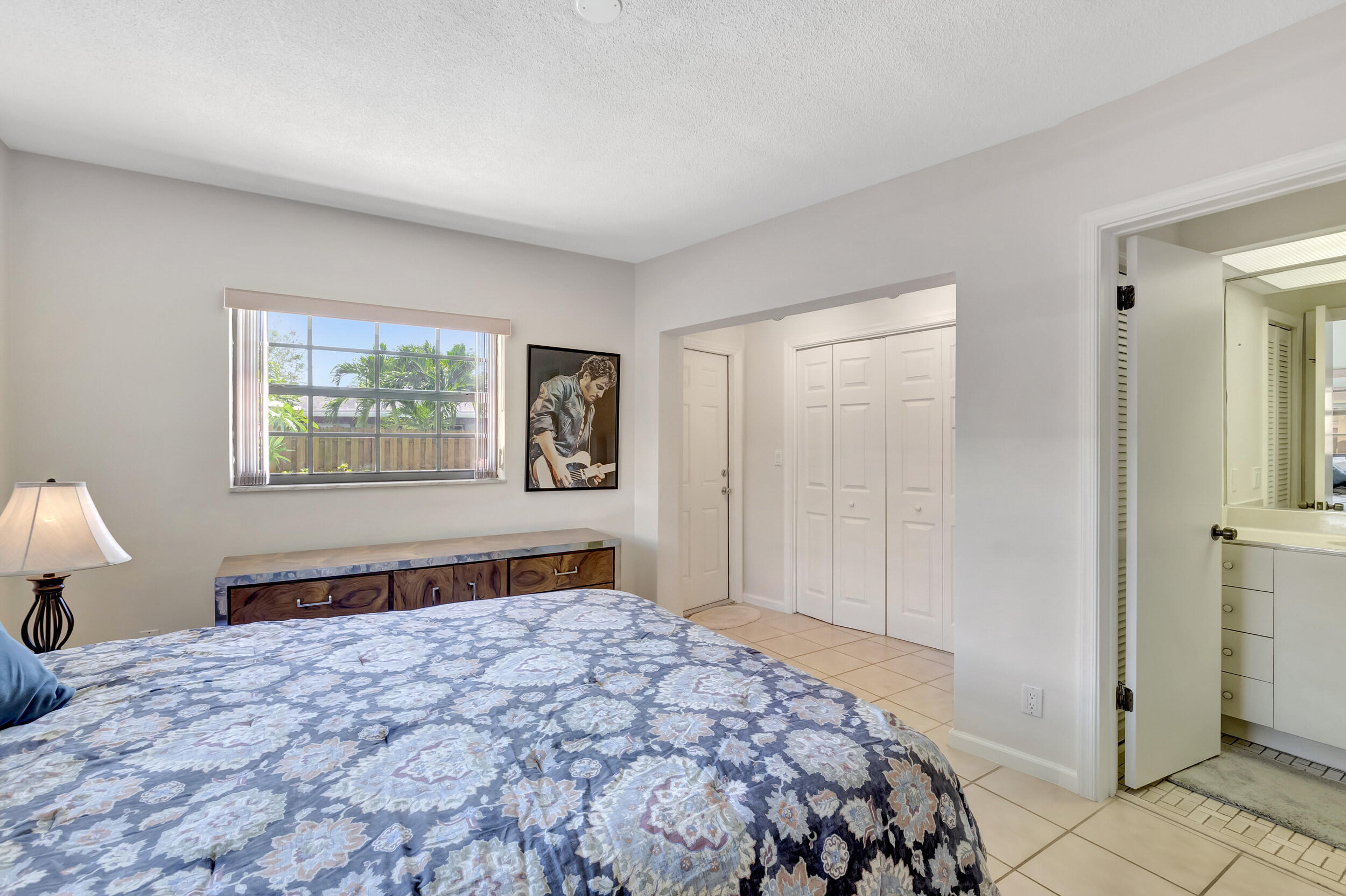 1040 Southwest 3rd Street Boca Raton, FL 33486 - Photo 33 of 38 52_dsc_5709