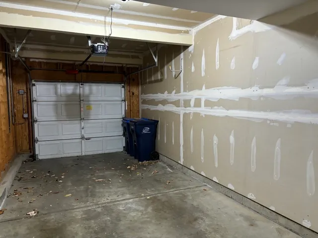 $2,450 | 2711 Odlum Drive, Schaumburg, IL 60107