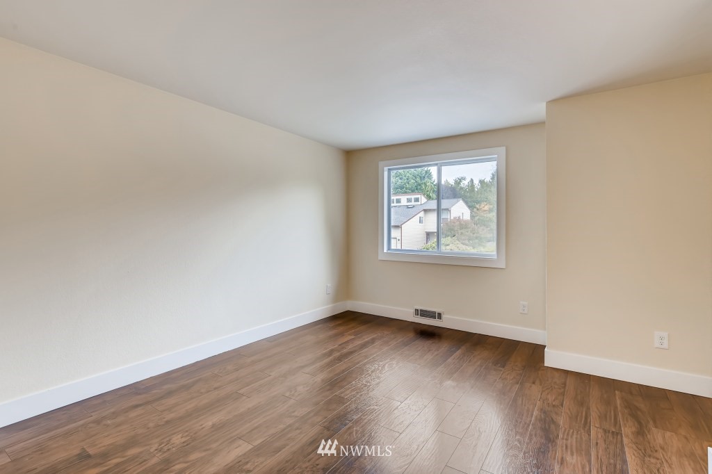 2206 185th Place Southeast Bothell, WA 98012 - Photo 18 of 27