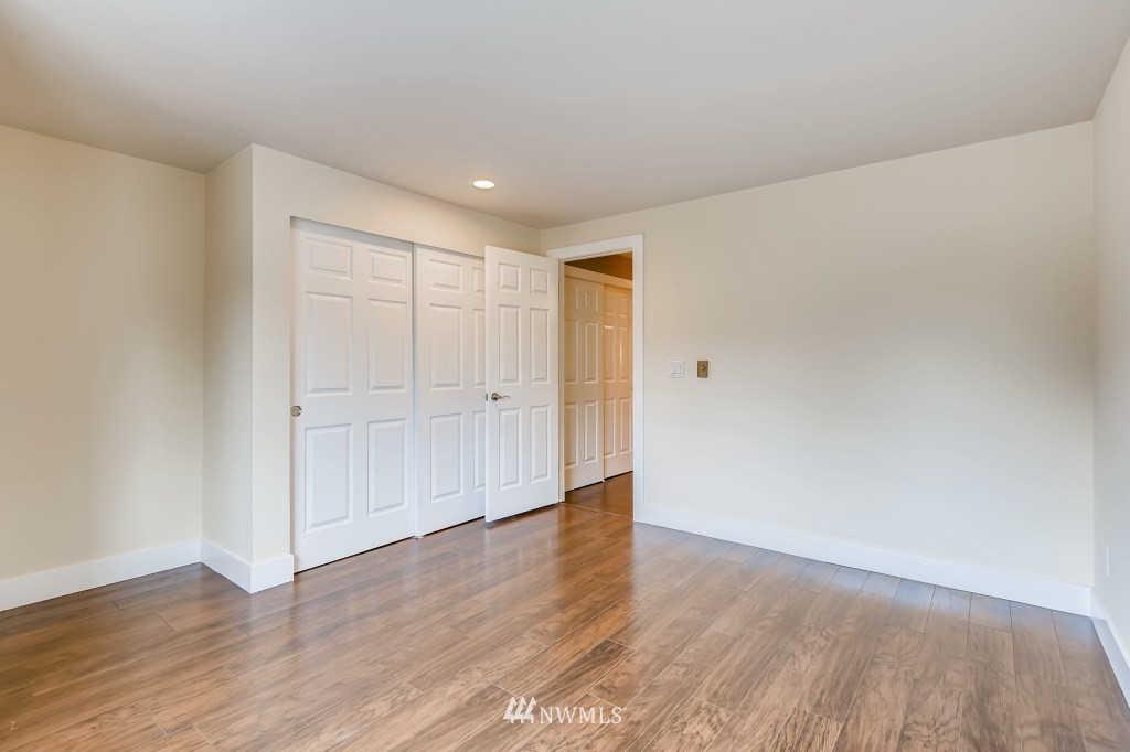 2206 185th Place Southeast Bothell, WA 98012 - Photo 19 of 27