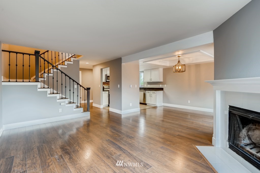 2206 185th Place Southeast Bothell, WA 98012 - Photo 5 of 27