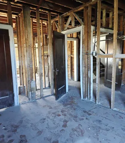 $229,000 | 7524 South Colfax Avenue, Chicago, IL 60649