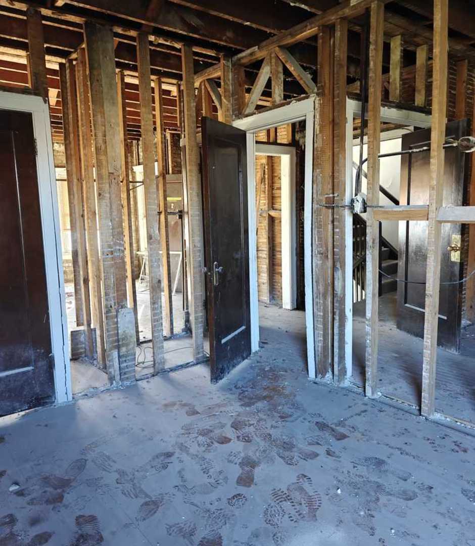 7524 South Colfax Avenue Chicago, IL 60649 - Photo 15 of 31