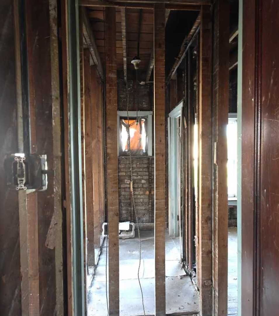 7524 South Colfax Avenue Chicago, IL 60649 - Photo 22 of 31