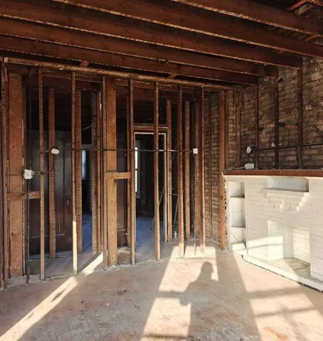 $229,000 | 7524 South Colfax Avenue, Chicago, IL 60649