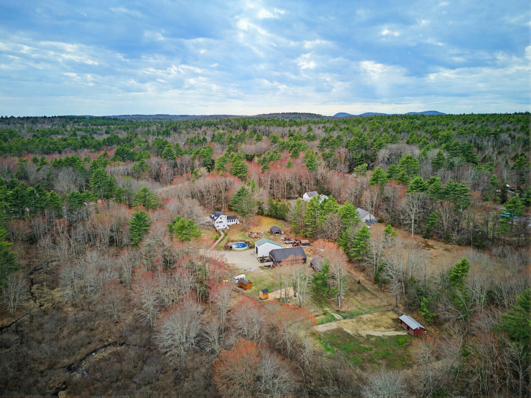 21 Little River Road Nottingham, NH 03290 - Photo 3 of 60