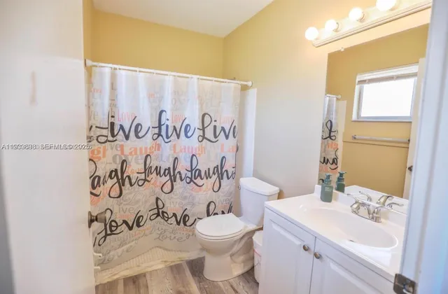 $2,500 | 250 Southwest Homeland Road, Port St. Lucie, FL 34953