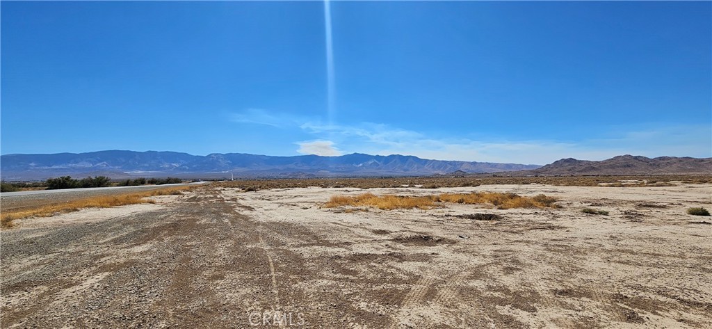 801 Bartow Road Lucerne Valley, CA 92356 - Photo 2 of 3 Gallery Image 2