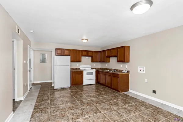 $855,000 | 5081 Baker Boulevard, Baker, LA 70714