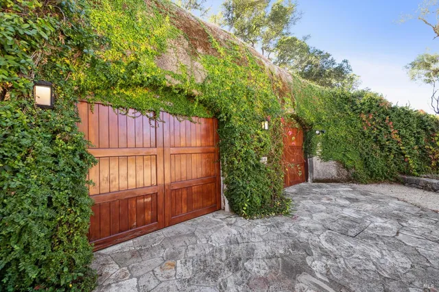 $6,900,000 | 2846 Monticello Road, Napa, CA 94558