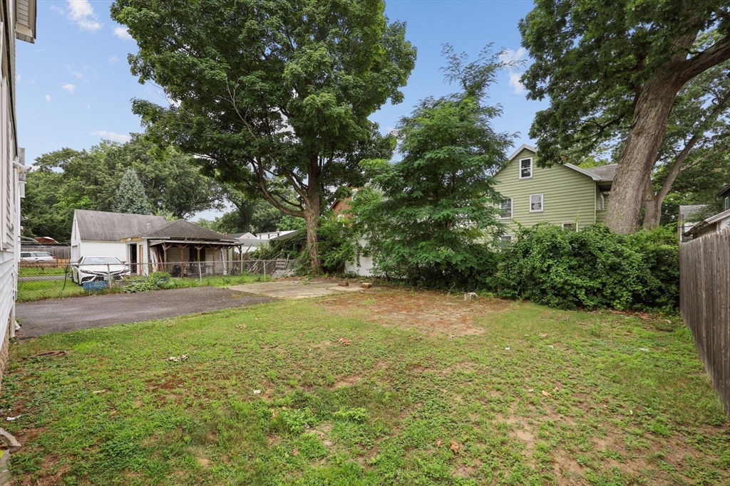 98-100 Draper Street Springfield, MA 01108 - Photo 22 of 25 Gallery Image 22