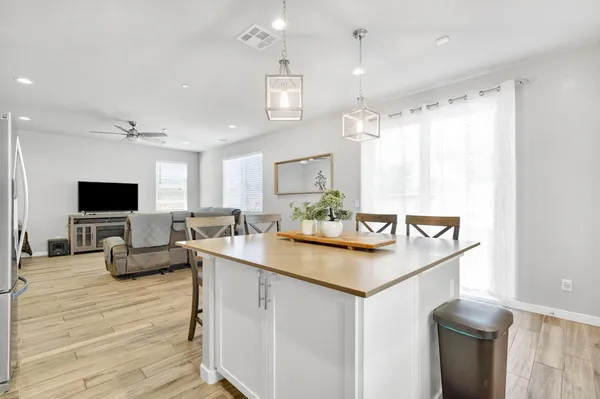 $485,000 | 3875 Roberts Avenue, Clovis, CA 93619