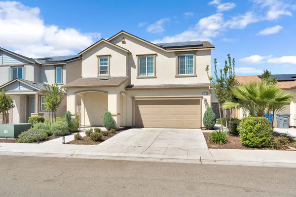 $485,000 | 3875 Roberts Avenue, Clovis, CA 93619