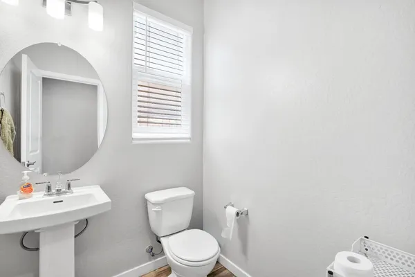 $485,000 | 3875 Roberts Avenue, Clovis, CA 93619