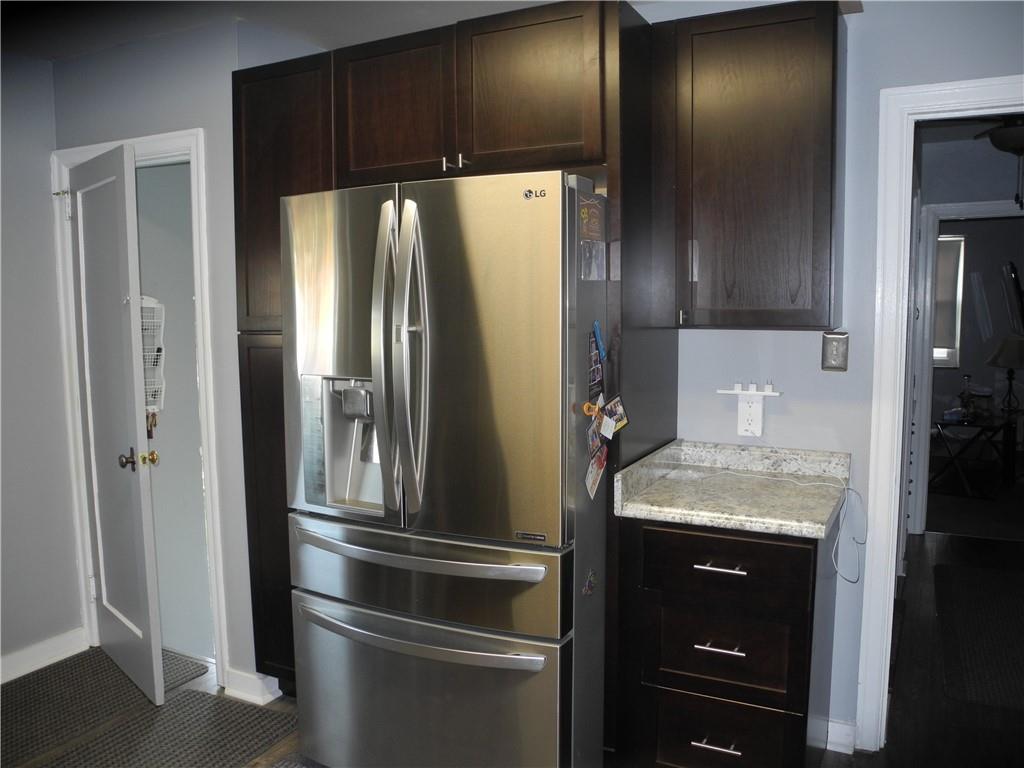 122 Prestley Road Bridgeville, PA 15017 - Photo 5 of 16 Gallery Image 5