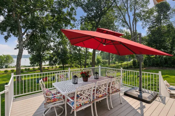 $2,875,000 | 3017 Brooks Lane, Minnetonka Beach, MN 55391