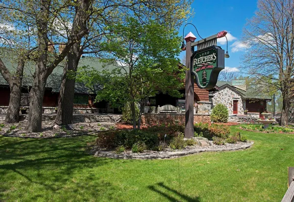 $2,875,000 | 3017 Brooks Lane, Minnetonka Beach, MN 55391