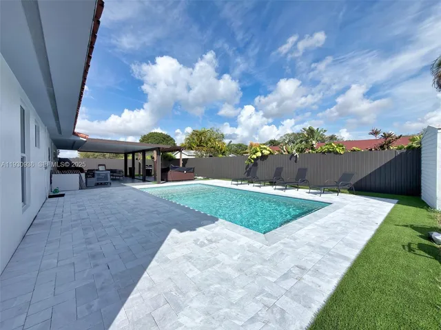 $1,099,000 | 14111 Southwest 75th Street, Miami, FL 33183