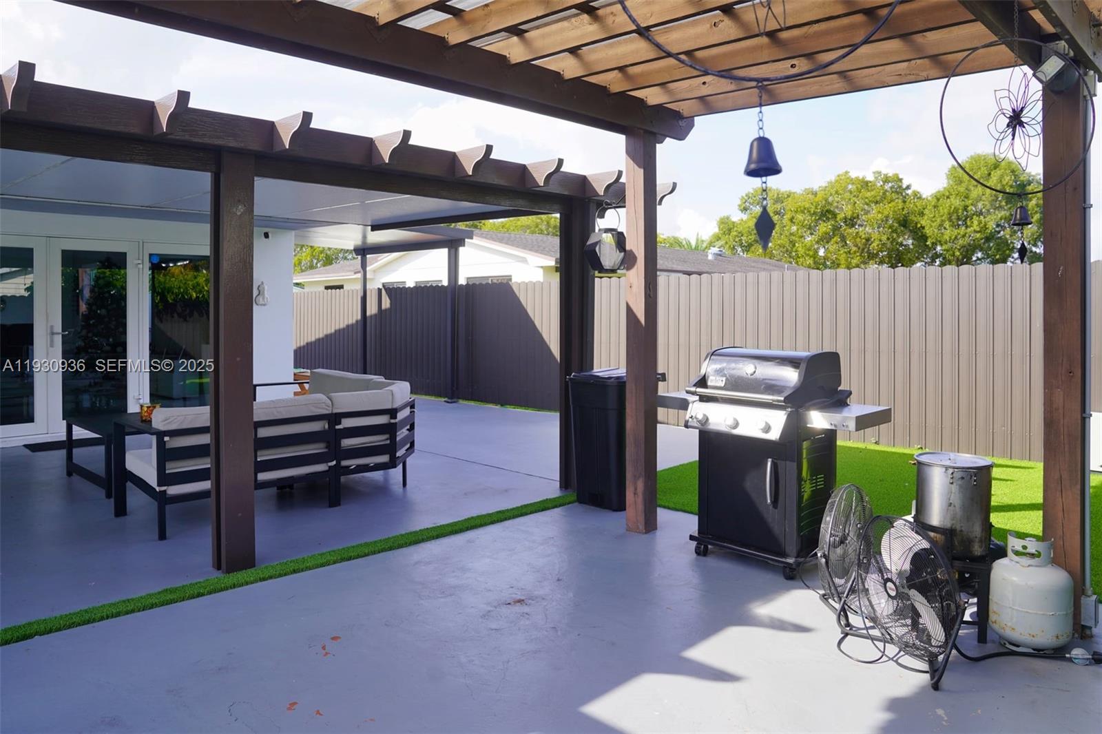 14111 Southwest 75th Street Miami, FL 33183 - Photo 33 of 42