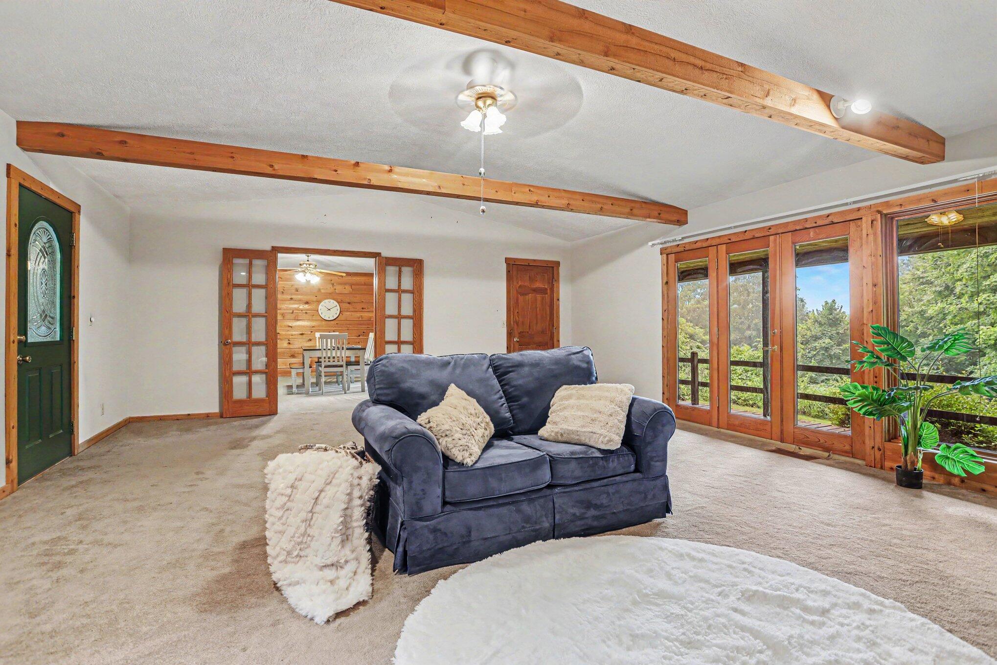 1176 Hamilton Road Battle Creek, MI 49017 - Photo 7 of 35 gathering livingroom