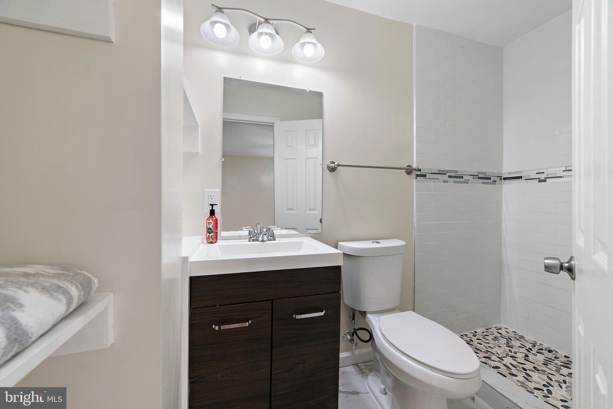 7437 Leeds Manor Road Marshall, VA 20115 - Photo 28 of 43 Gallery Image 28
