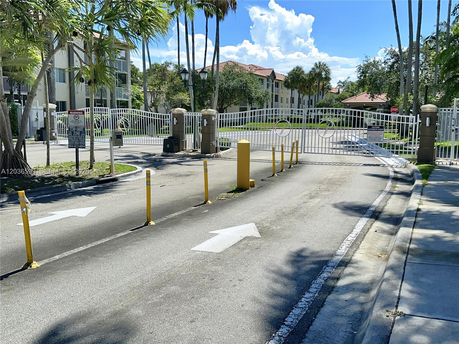 460 South Park Road, Unit 6203 Hollywood, FL 33021 - Photo 29 of 32 GATED ENTRY WITH CALL BOX FOR GUESTS