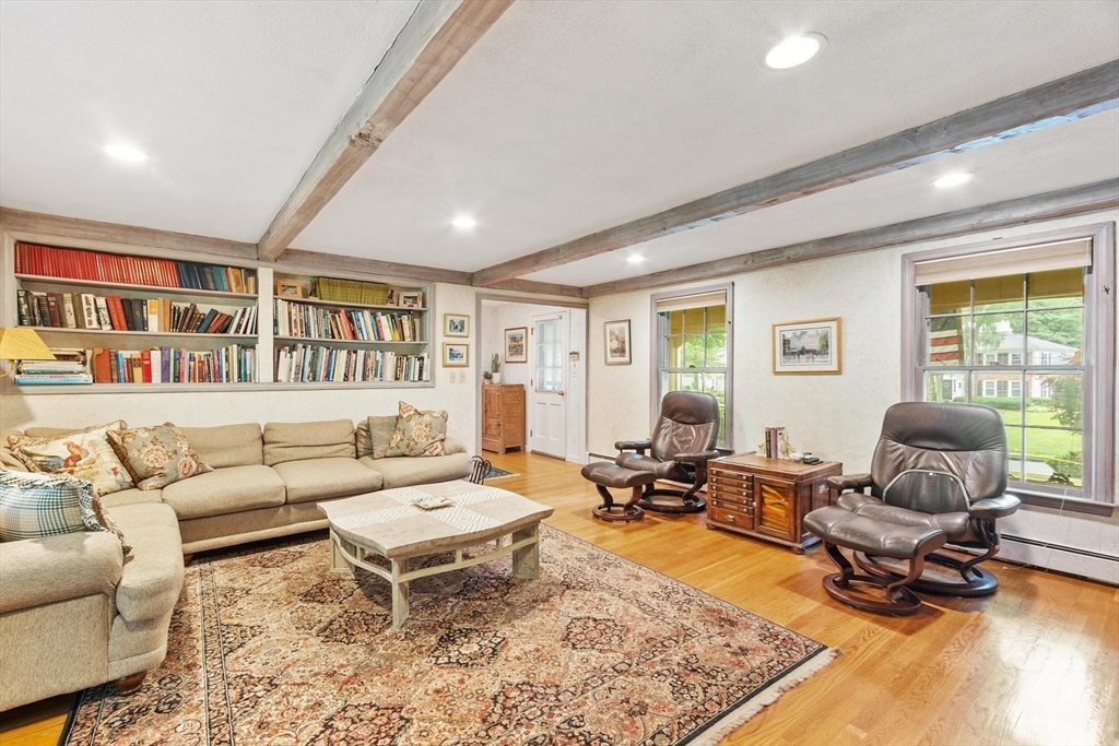 19 Huntingdon Road Lynnfield, MA 01940 - Photo 23 of 39