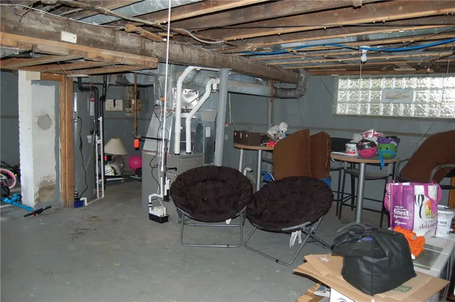 $114,900 | 320 Fernwood Avenue, Rochester, NY 14609