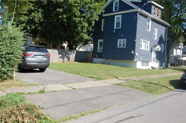 $114,900 | 320 Fernwood Avenue, Rochester, NY 14609