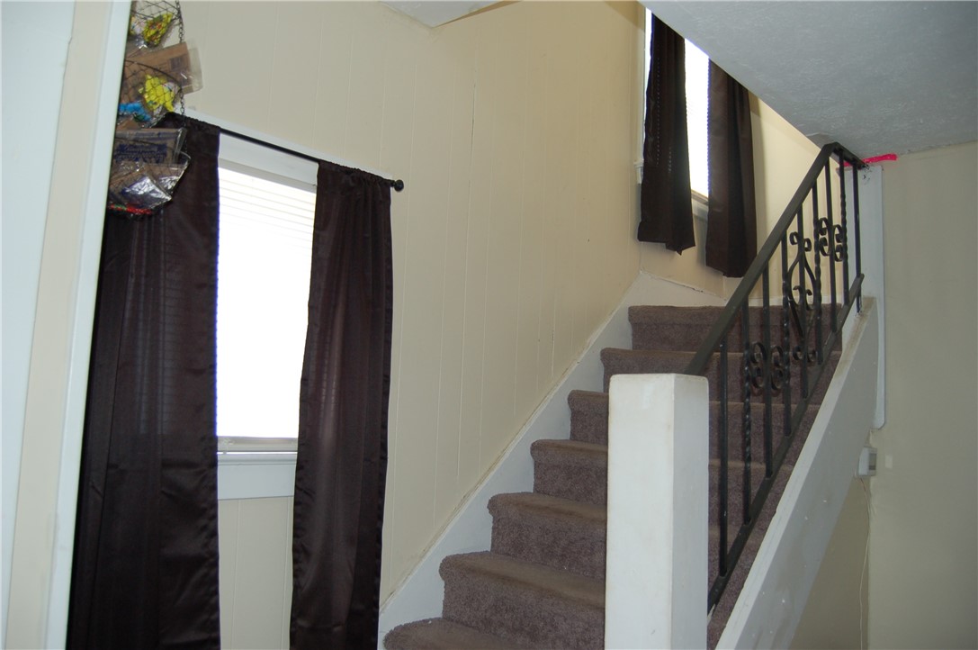 320 Fernwood Avenue Rochester, NY 14609 - Photo 9 of 17 Upstairs