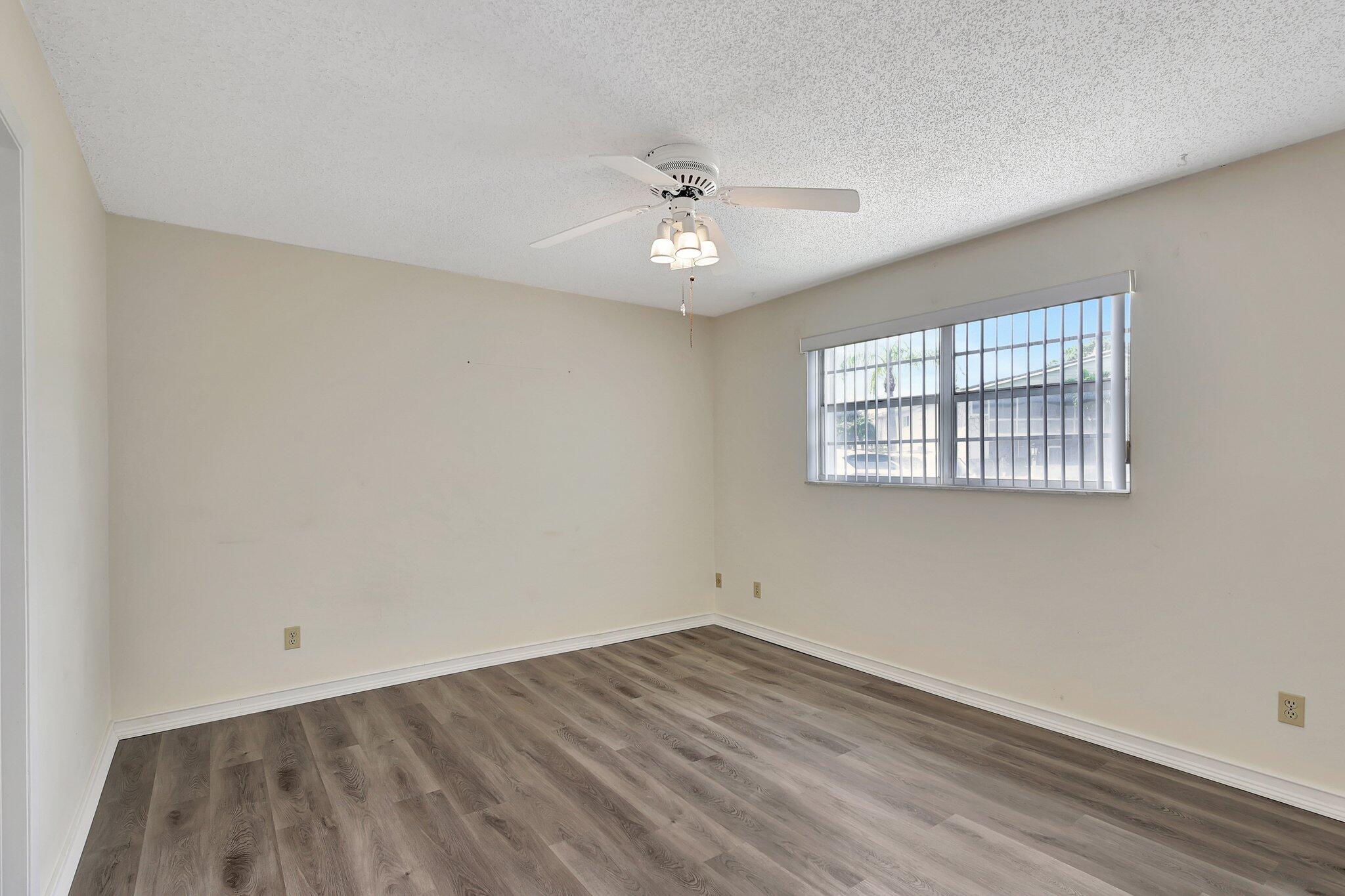 2109 Southeast Wayne Road, Unit 2109 Stuart, FL 34994 - Photo 20 of 37 24-web-or-mls-5P1A3774