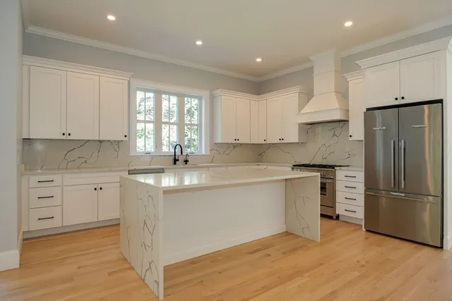 $1,750,000 | 788 Main Street, Hudson, MA 01749