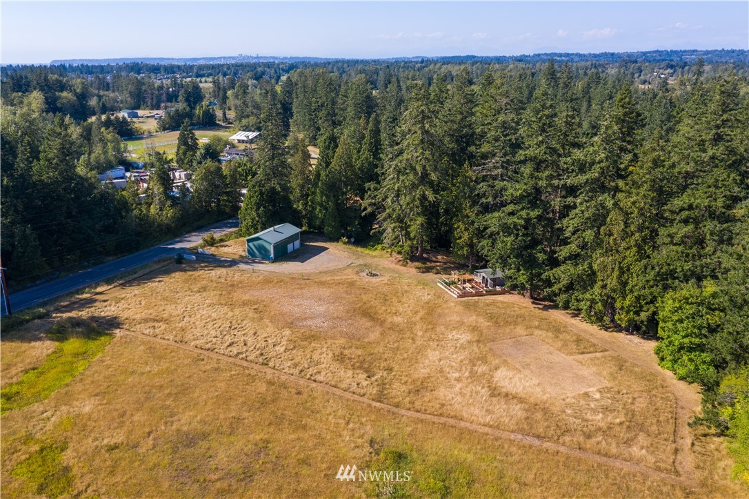 8394 Kickerville Road Custer, WA 98240 - Photo 3 of 40