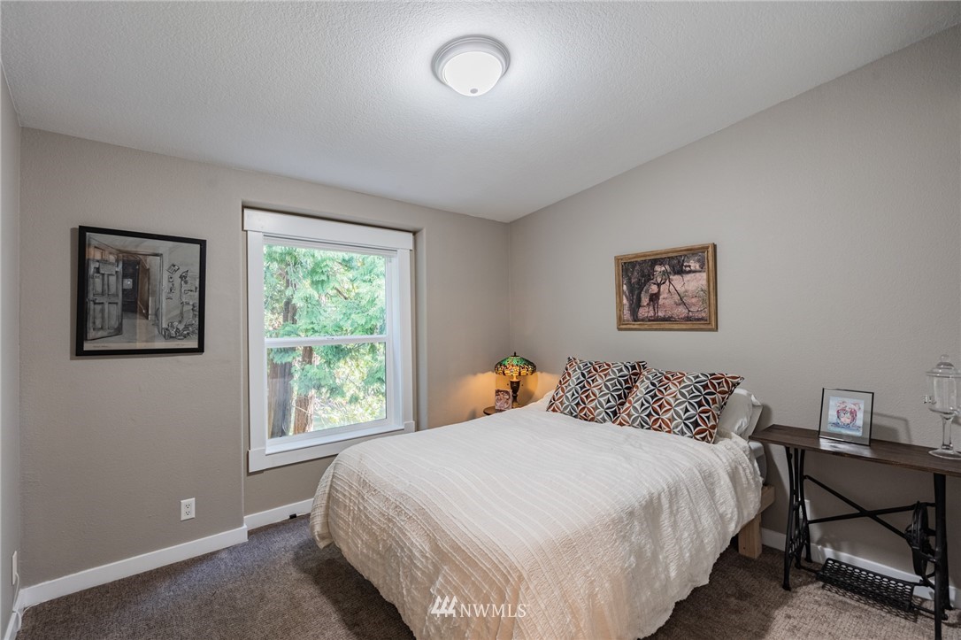 8394 Kickerville Road Custer, WA 98240 - Photo 24 of 40