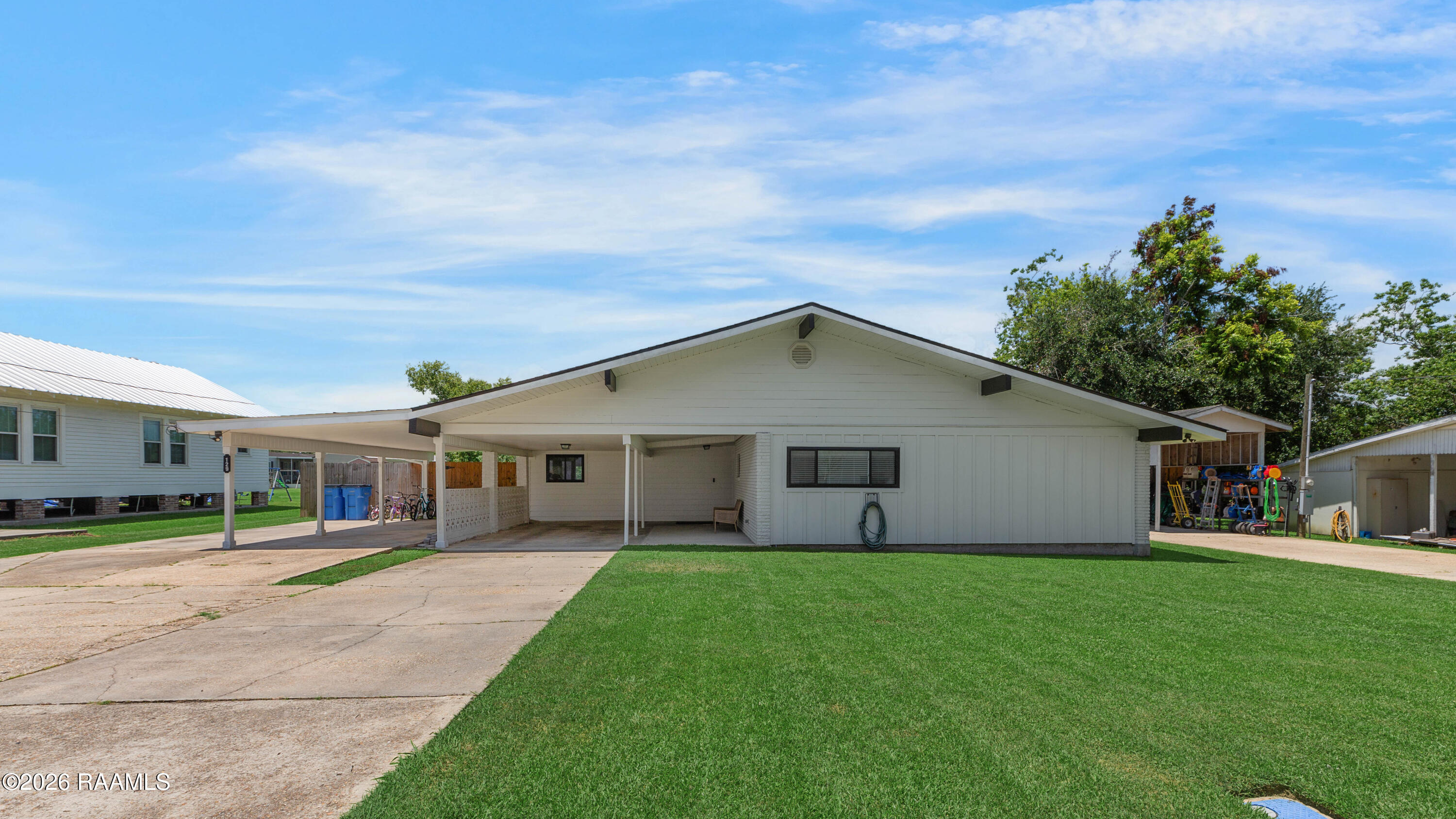 129 Nini Road Morgan City, LA 70380 - Photo 1 of 30