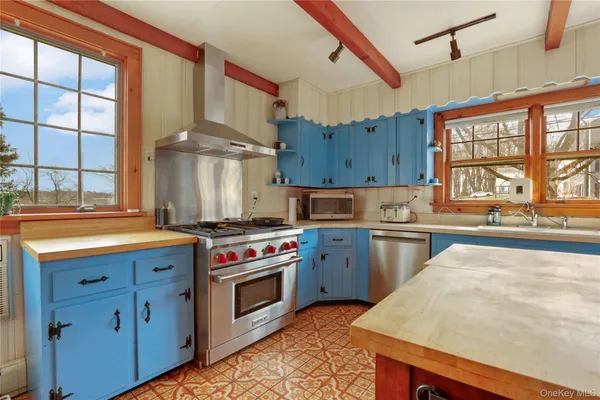 $499,000 | 12 Hillside Avenue, Wappingers Falls, NY 12590