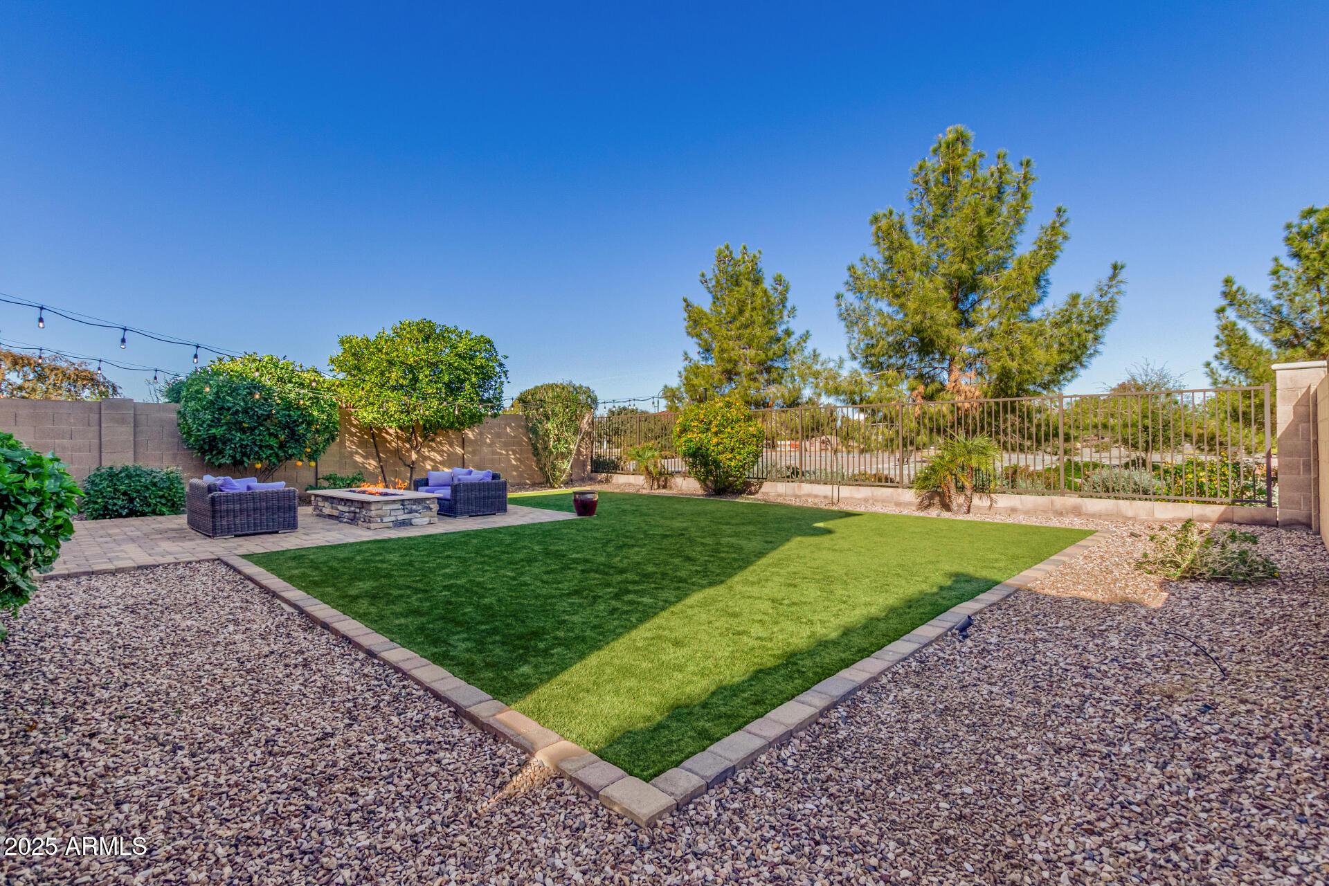 3420 East Indigo Street Gilbert, AZ 85298 - Photo 27 of 27 a view of a garden