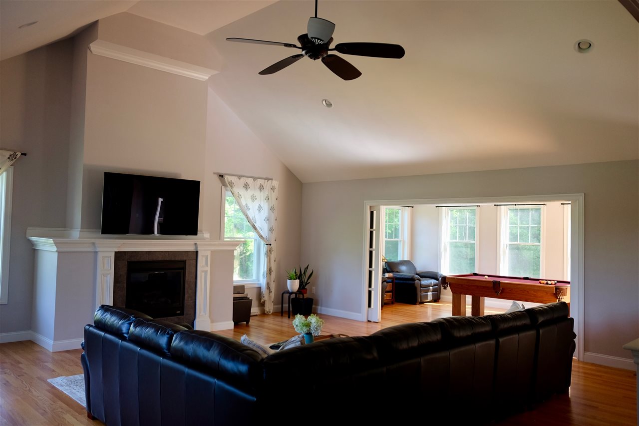 255 Bunker Hill Road Auburn, NH 03032 - Photo 13 of 25 Gallery Image 13