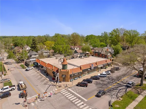 $495,000 | 6 East 70th Terrace, Kansas City, MO 64113