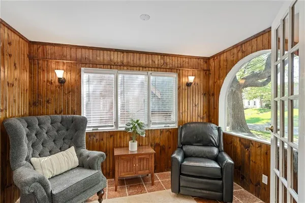 $495,000 | 6 East 70th Terrace, Kansas City, MO 64113