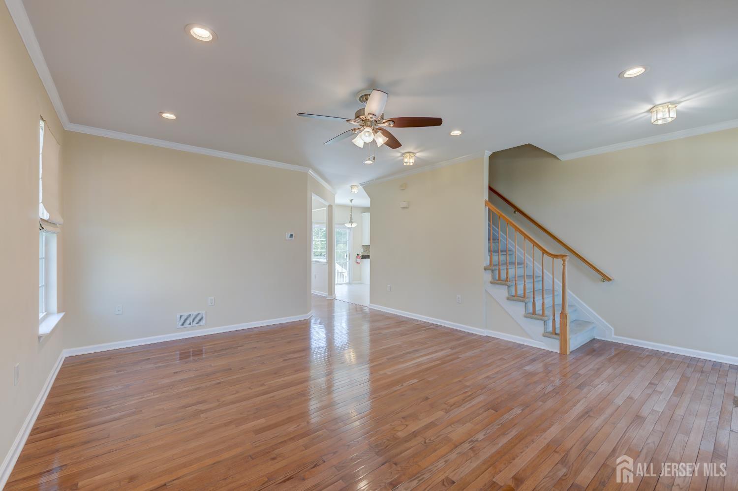 32 Carnation Road Monroe Township, NJ 08831 - Photo 6 of 42