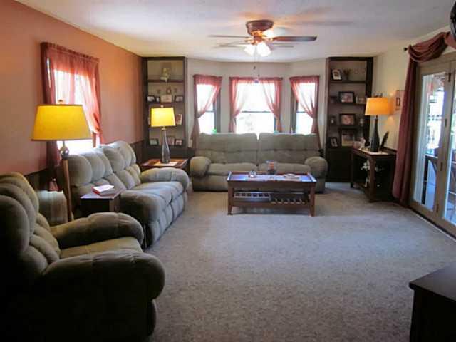 6104 East Blue Ridge Road Shelbyville, IN 46176 - Photo 5 of 12