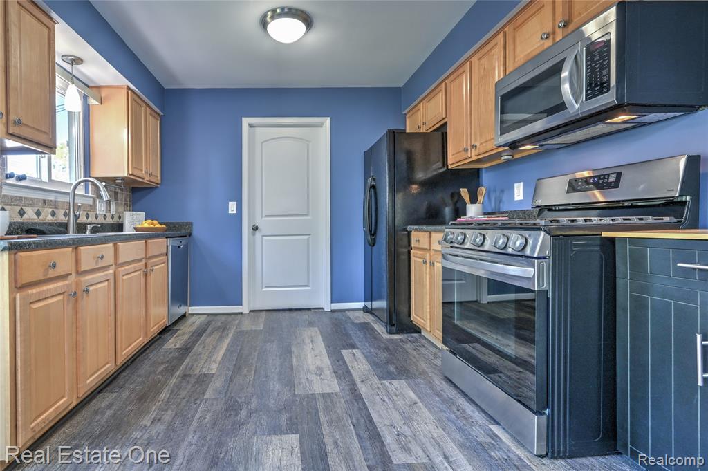 3140 Eastern Avenue Rochester, MI 48307 - Photo 10 of 31