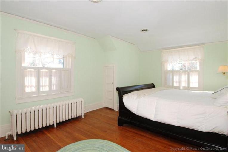 4418 Norwood Road Baltimore, MD 21218 - Photo 11 of 16 Master Bedroom