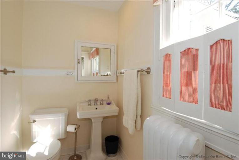 4418 Norwood Road Baltimore, MD 21218 - Photo 12 of 16 Master Bath