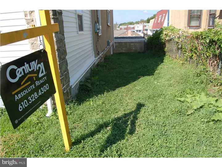 244 Heather Road Upper Darby, PA 19082 - Photo 2 of 19 Side Yard