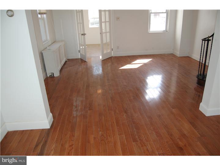 244 Heather Road Upper Darby, PA 19082 - Photo 6 of 19 Living Room