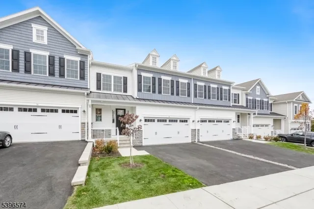 $6,000 | 38 Hillandale Drive, Far Hills, NJ 07931